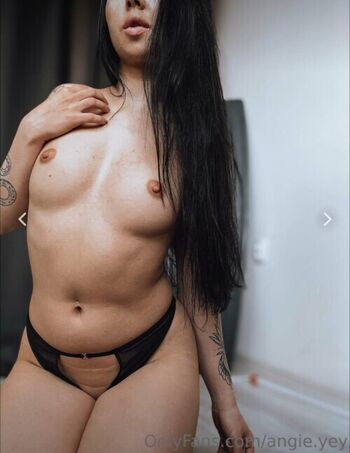angie.yey Leaked Nude OnlyFans (Photo 34)