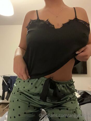 angybabyx Leaked Nude OnlyFans (Photo 12)