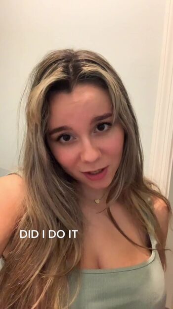 Aniela Verbin Leaked Nude OnlyFans (Photo 20)