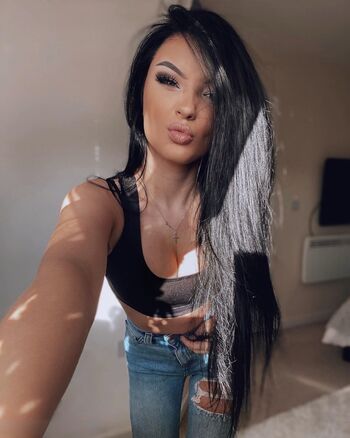 Anitkova Leaked Nude OnlyFans (Photo 13)