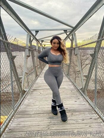 anna_bestie_18