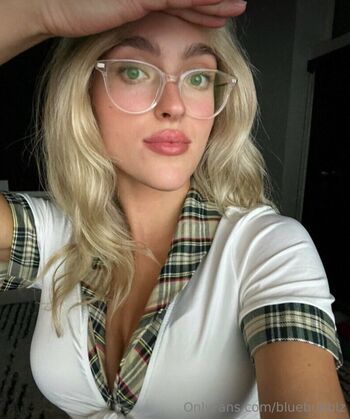 anna.bubblez/bluebubblezz