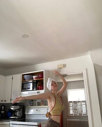 anna_r_yikes Leaked Nude OnlyFans (Photo 7)