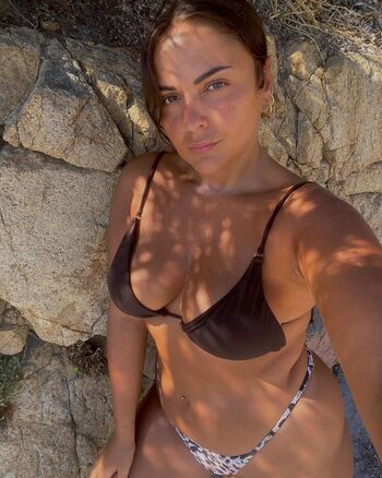 Anna Sale