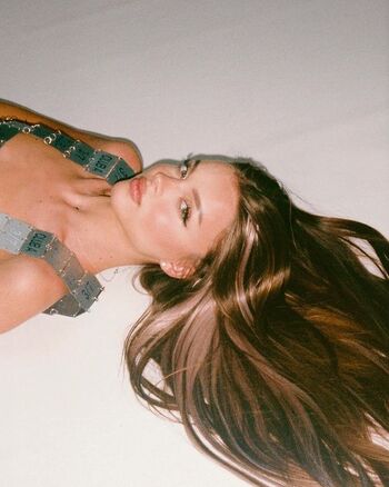 Anna Zak Leaked Nude OnlyFans (Photo 237)