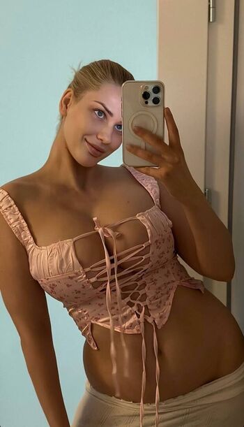 Anna Zubkova