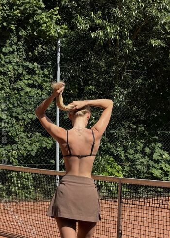 Annaauroraegger Leaked Nude OnlyFans (Photo 5)