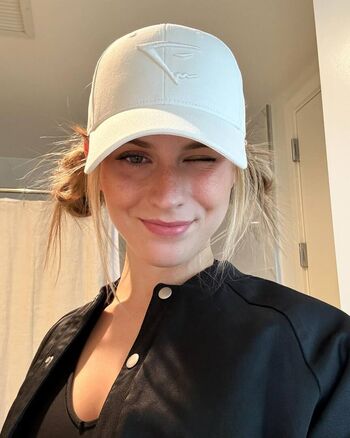 Annabel Lucinda