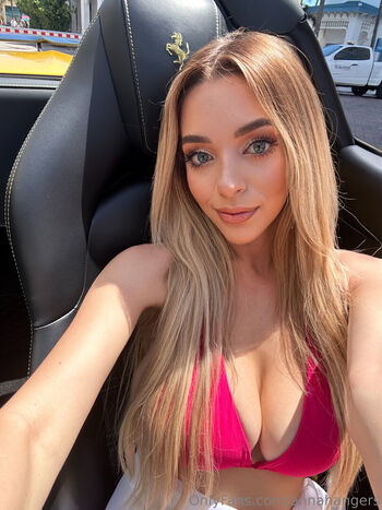 annahangers Leaked Nude OnlyFans (Photo 2)