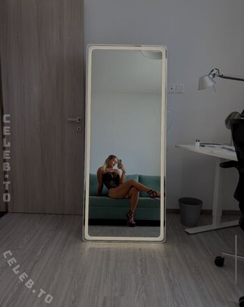 Anni Henz Leaked Nude OnlyFans (Photo 2)
