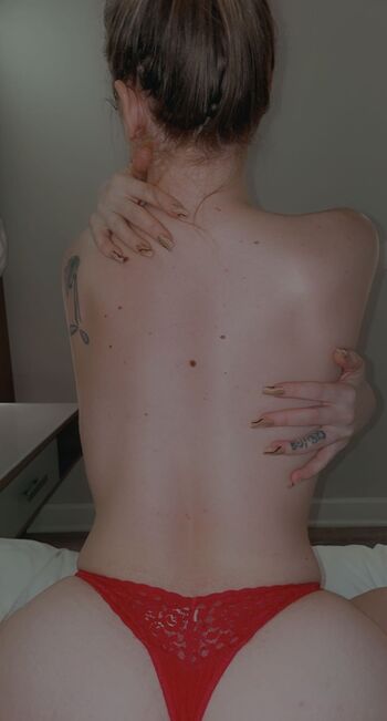 Annie Mac Leaked Nude OnlyFans (Photo 10)