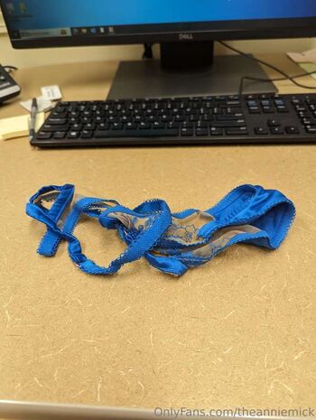 Annie Mick Leaked Nude OnlyFans (Photo 22)