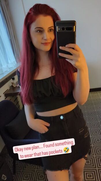 AnnieFuchsia