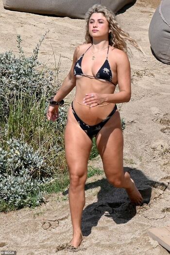 Antigoni Buxton Leaked Nude OnlyFans (Photo 8)