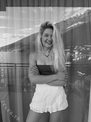 Antonia Albrecht Leaked Nude OnlyFans (Photo 12)