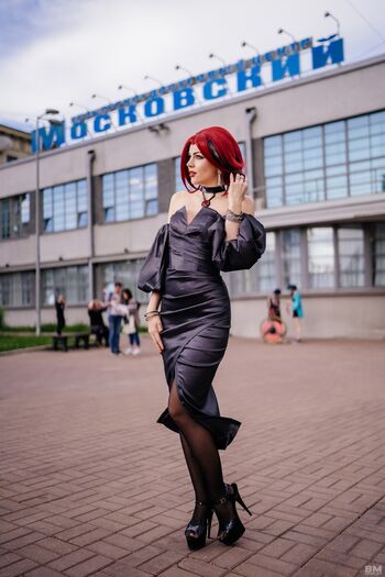 Anya Ichios