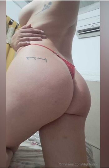 Argentinian Girl Leaked Nude OnlyFans (Photo 5)