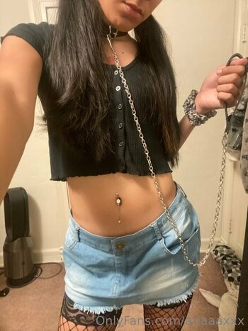 ariaaaxxx Leaked Nude OnlyFans (Photo 3)