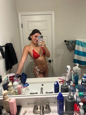 ariahayesxx Leaked Nude OnlyFans (Photo 2)