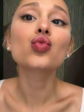 Ariana Grandes