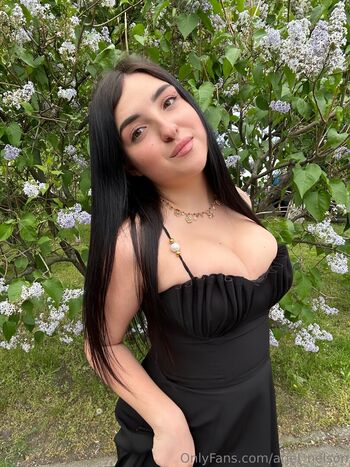 ariel_nelson