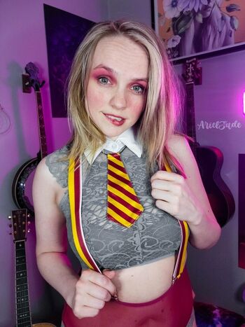 Arieljade Leaked Nude OnlyFans (Photo 12)