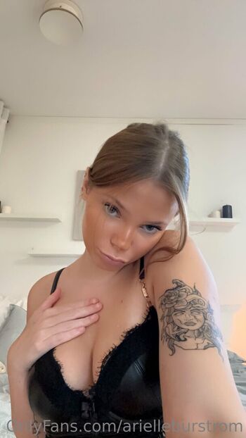 Arielle Burström Leaked Nude OnlyFans (Photo 29)
