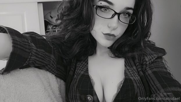 Arisdael Leaked Nude OnlyFans (Photo 46)