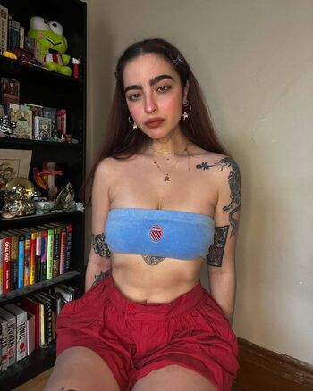 artbitch666 Leaked Nude OnlyFans (Photo 14)