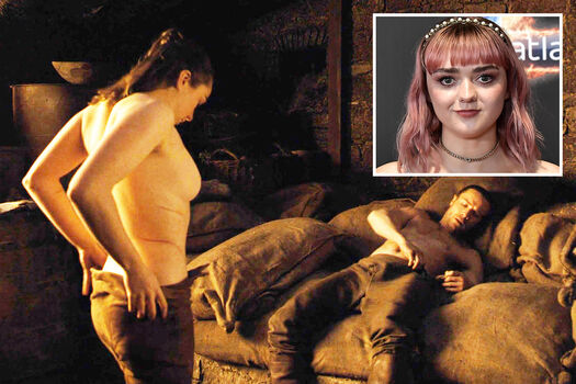 Arya Stark Leaked Nude OnlyFans (Photo 5)