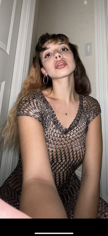 ashaiese Leaked Nude OnlyFans (Photo 3)