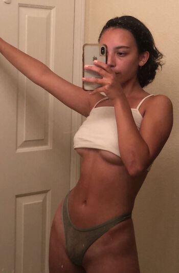 ashaiese Leaked Nude OnlyFans (Photo 6)