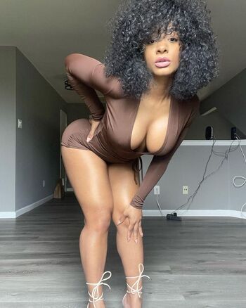 ashaughnfitness Leaked Nude OnlyFans (Photo 6)