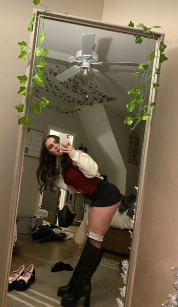 Ashfecta Leaked Nude OnlyFans (Photo 2)