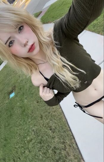 ashisbees Leaked Nude OnlyFans (Photo 4)