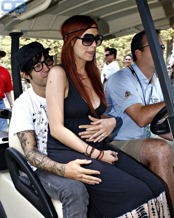 Ashlee Simpson Leaked Nude OnlyFans (Photo 27)