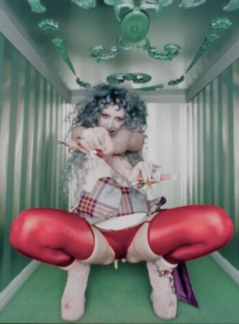 Ashnikko Leaked Nude OnlyFans (Photo 30)