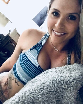 Ashyreddevil Leaked Nude OnlyFans (Photo 12)