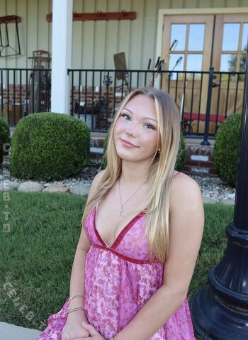 Auburn Pearl Leaked Nude OnlyFans (Photo 6)