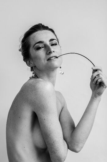 Aurore Morisse Leaked Nude OnlyFans (Photo 6)