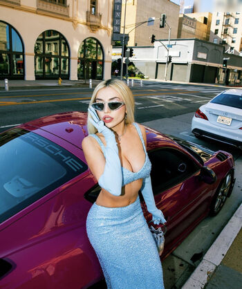 Ava Max