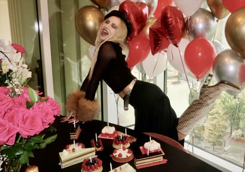 Ava Max Leaked Nude OnlyFans (Photo 673)