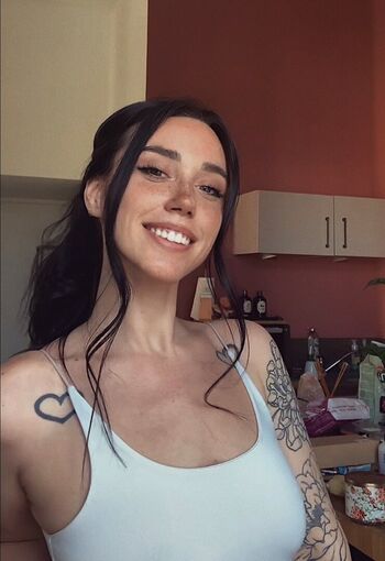 Ava Mind Leaked Nude OnlyFans (Photo 2)