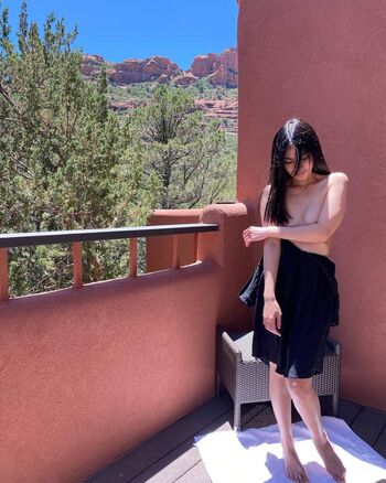 Aveline Liu Leaked Nude OnlyFans (Photo 2)