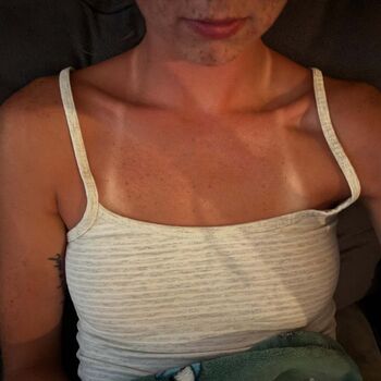 Avery.shipp Leaked Nude OnlyFans (Photo 9)