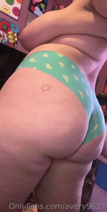 avery9627 Leaked Nude OnlyFans (Photo 26)