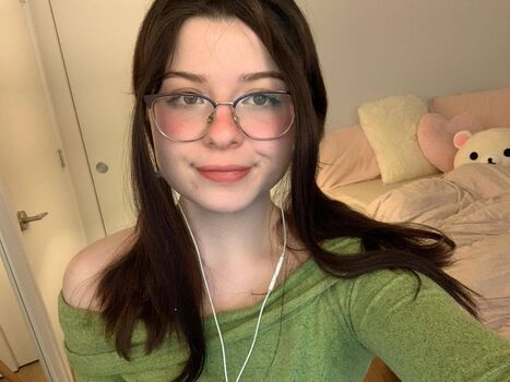 Aveykitty Leaked Nude OnlyFans (Photo 35)