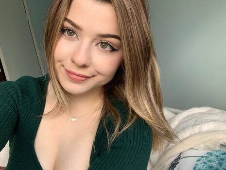 Aveykitty Leaked Nude OnlyFans (Photo 41)