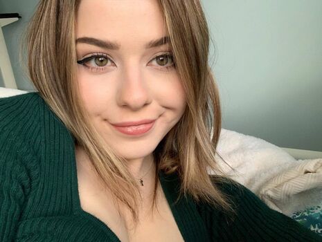 Aveykitty Leaked Nude OnlyFans (Photo 42)