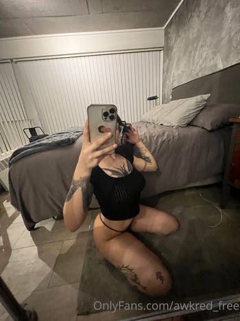 awkred_free Leaked Nude OnlyFans (Photo 2)